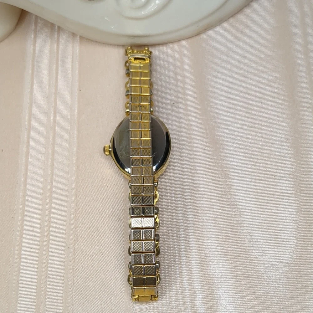 Vintage 80s LA Express Watch Gold Stretch Band Fashion Metal Bezel Quartz
